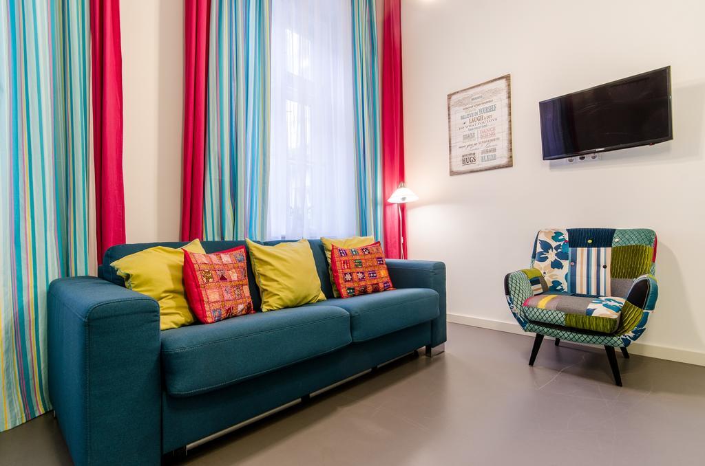 Sara'S Apartment บูดาเปสต์ ภายนอก รูปภาพ